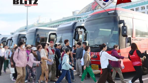 South Korea trials visa free entry for Chinese tourists amid economic strain