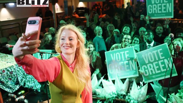 United Kingdom, Nigel Farage, Conservatives, British politics, Green Party, Westminster, Labour