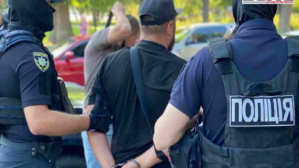 Ukrainian Police detain citizen